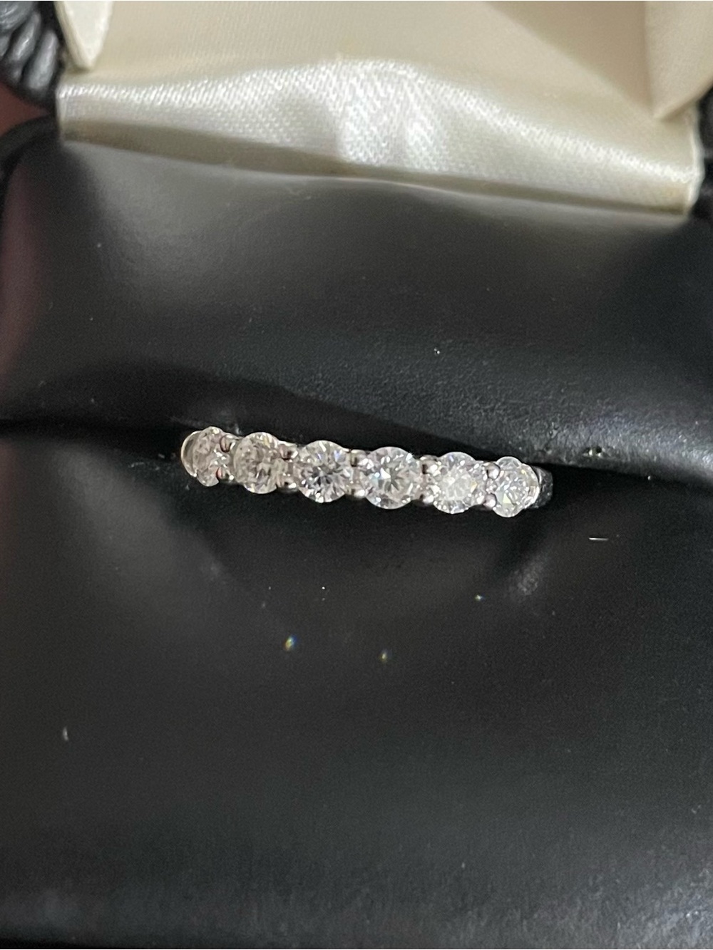 Beautiful 7 Stone Certified 1.0 CTTW White Moissanite Diamond Wedding Band